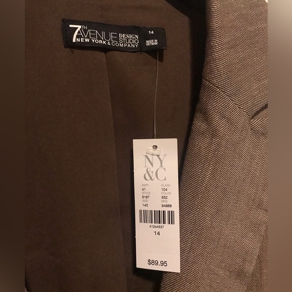 7th Avenue Design Studio New York & Company NWT blazer color tan size 14 - Picture 2 of 4
